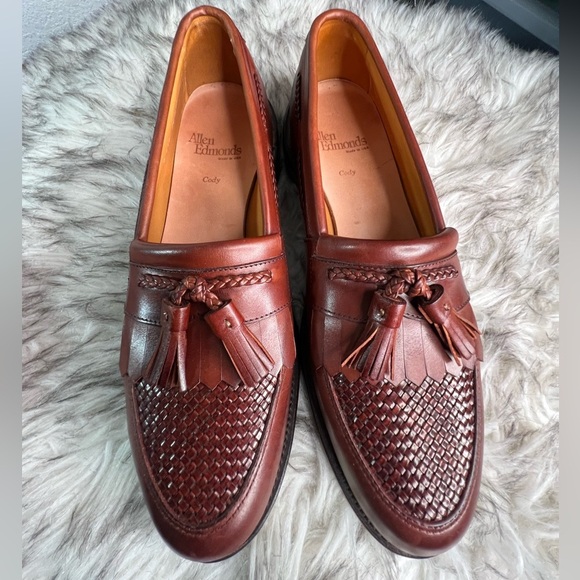 Allen Edmonds Men\'s Cody Tassel Loafer Cordovan Leather main image 11